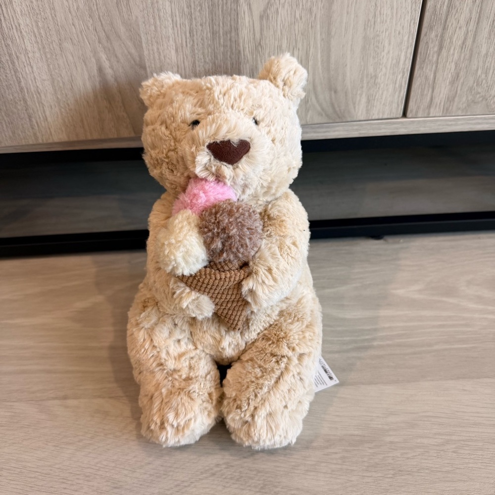 NWT Jellycat Bartholomew Bear Ice Cream / Jellycat Oatus Bear with Ice Cream